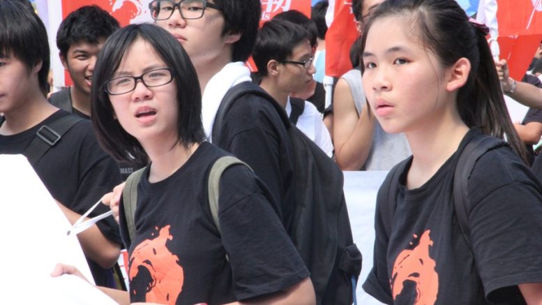 Hong Kong society is debating how to teach Chinese history in schools.